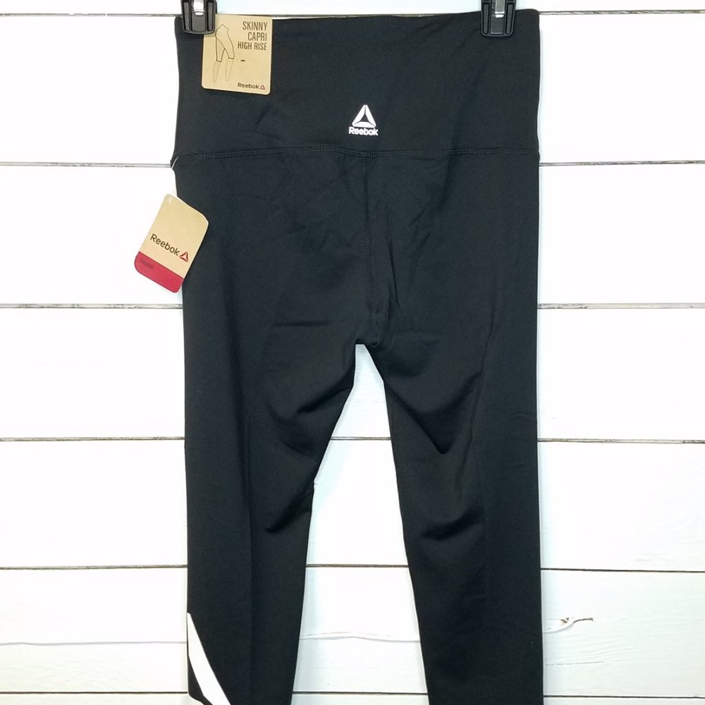 NEW Reebok High Rise Capri Legging SMALL - Picture 5 of 15